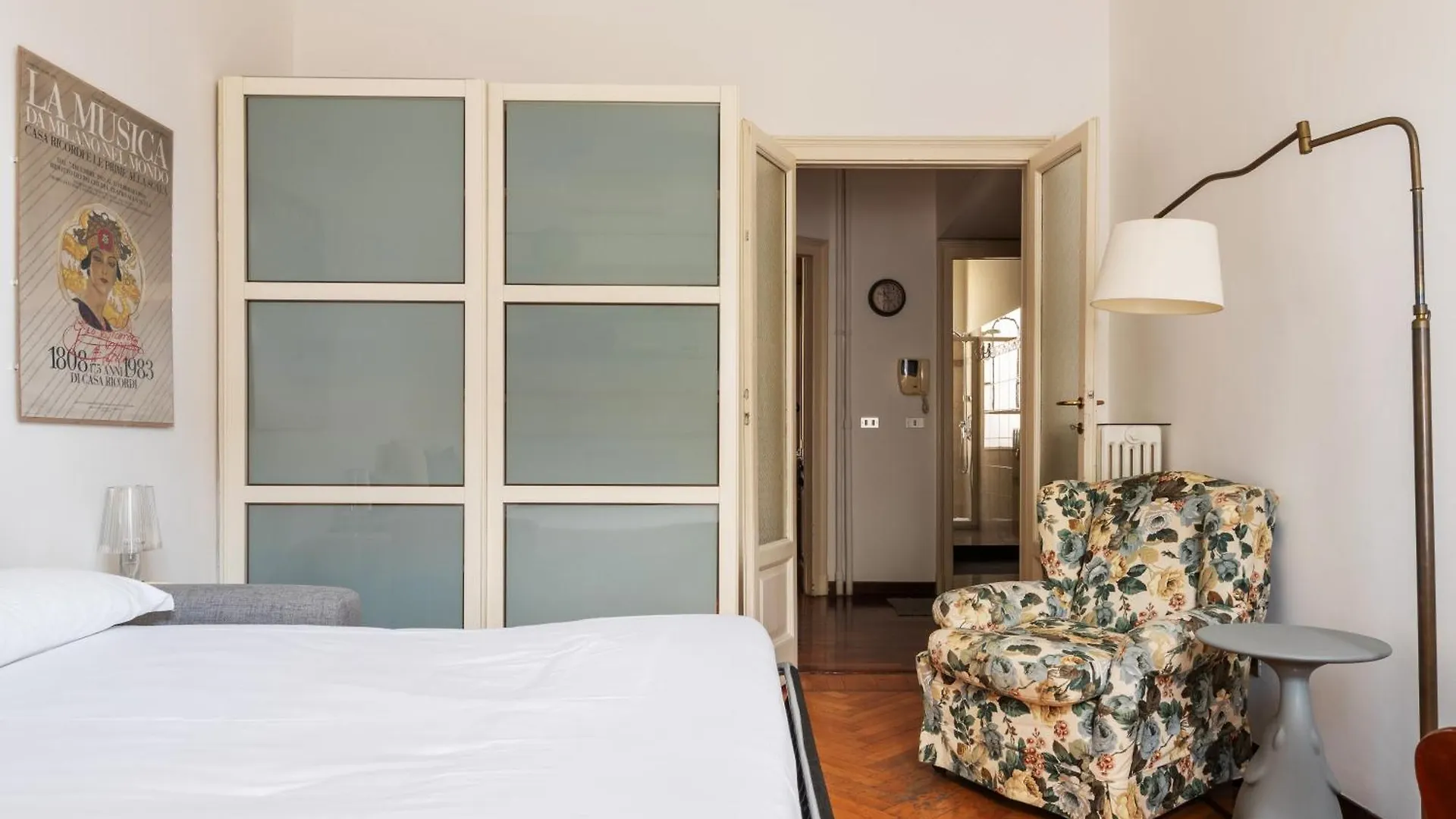 Apartment Bilocale Di Charme A Due Passi Da Pt Romana Milan Italy