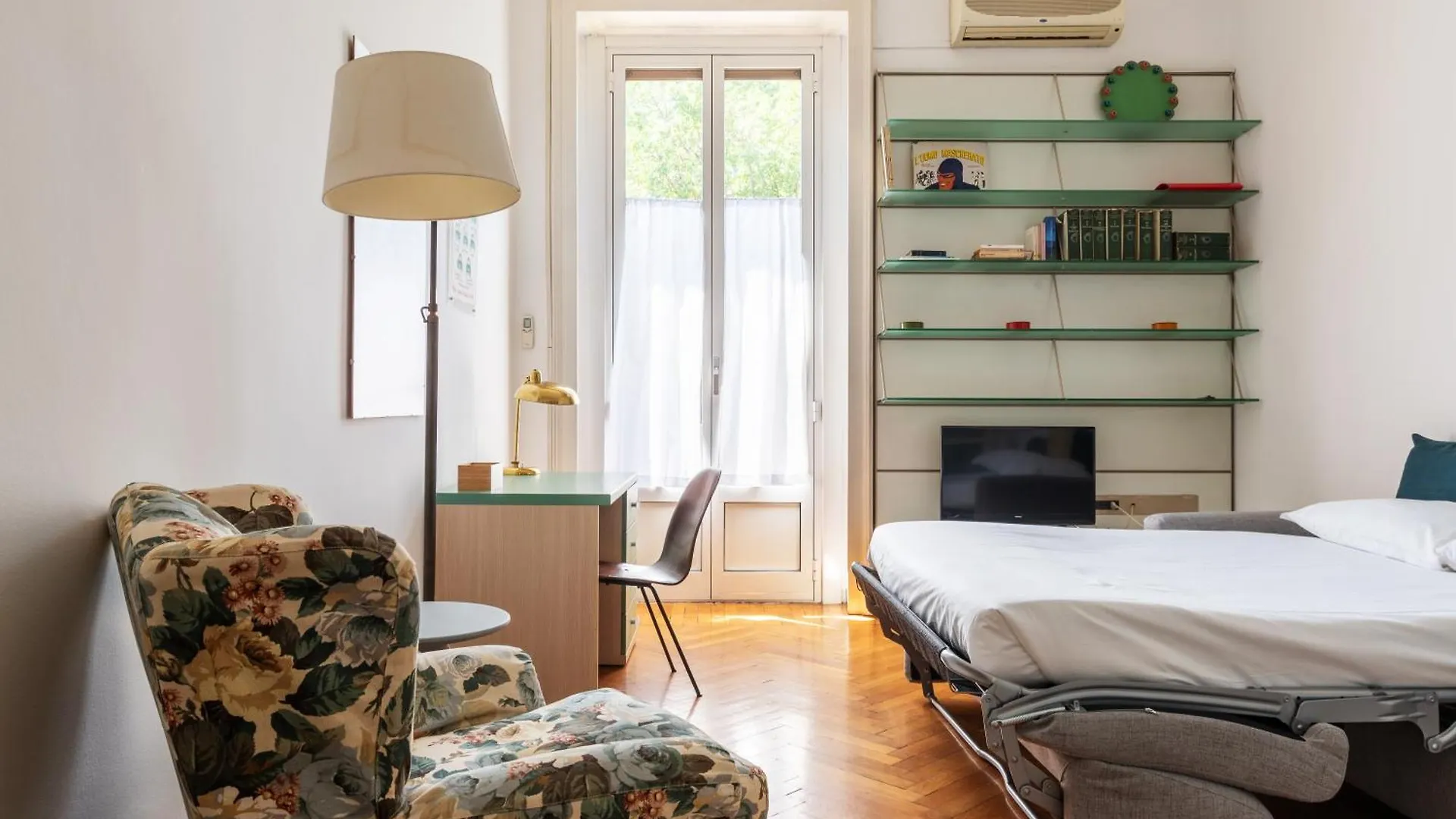 Bilocale Di Charme A Due Passi Da Pt Romana Milan Apartment