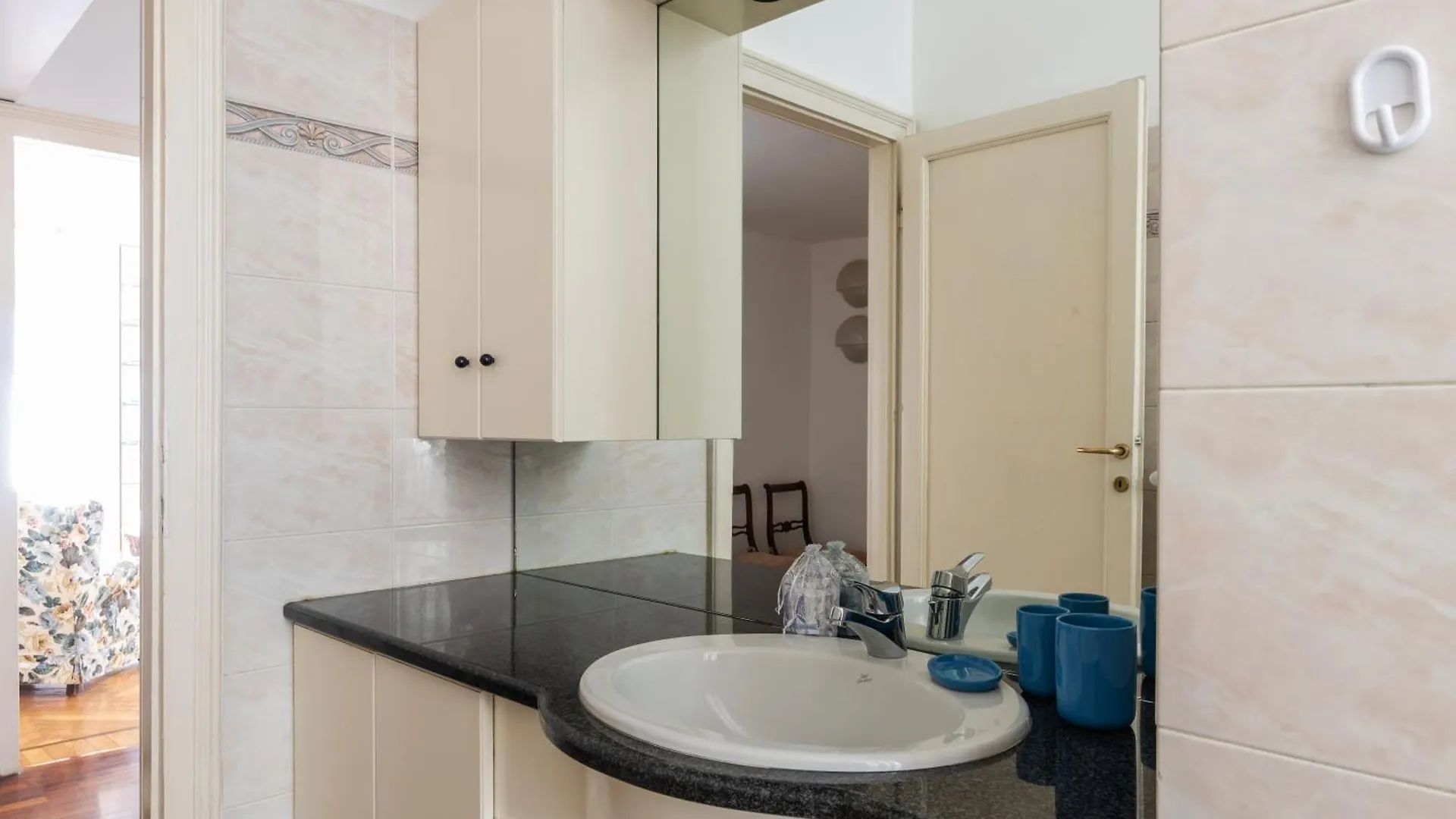 Bilocale Di Charme A Due Passi Da Pt Romana Milan