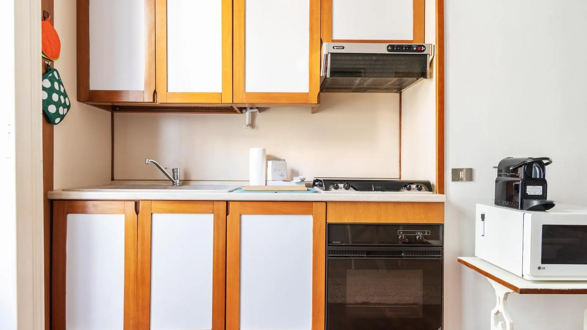 Apartment Bilocale Di Charme A Due Passi Da Pt Romana Milan